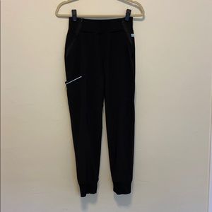 Cherokee Jogger Scrub Bottoms